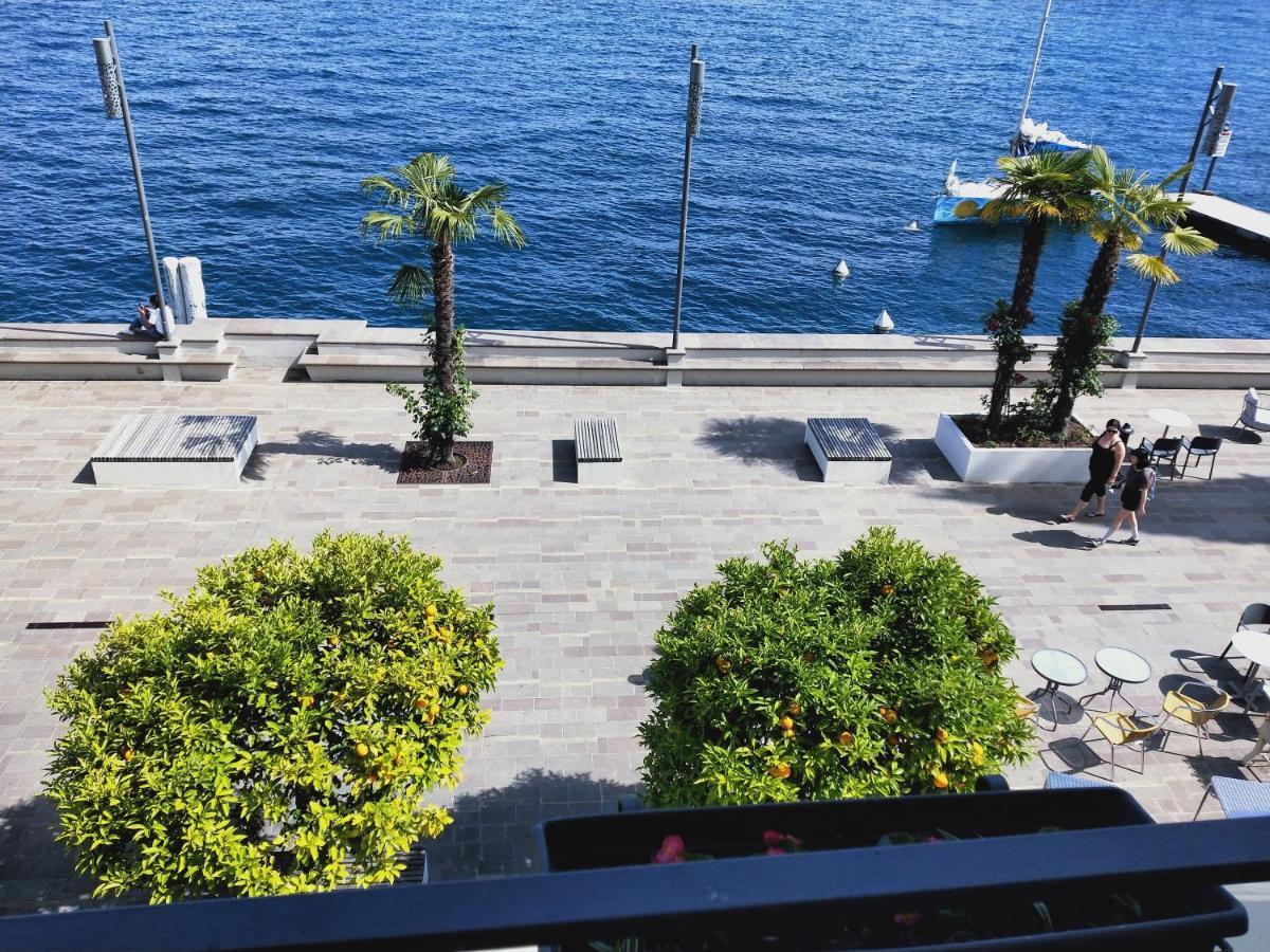 Hotel Diana Гардоне Ривера Екстериор снимка